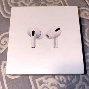 AirPods Pro case